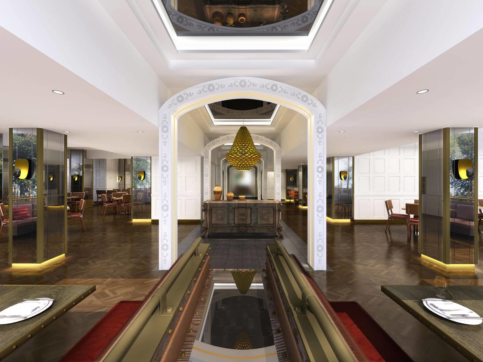 Renaissance Lucknow Hotel Екстериор снимка